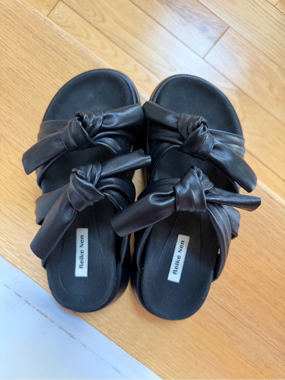 Reike Nen Women's Black Knotted Slide Sandals